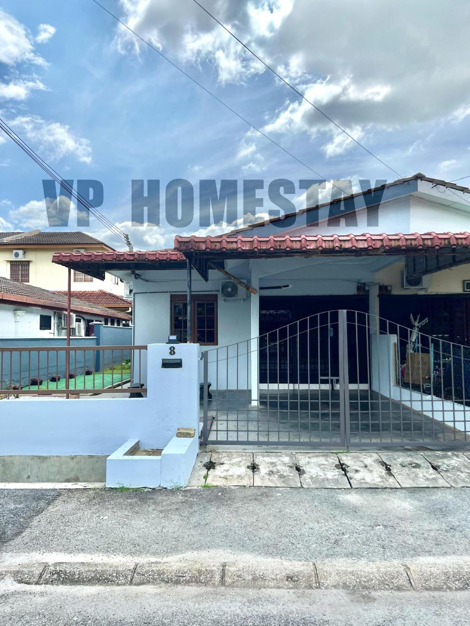 Vp Homestay - Malay Only อิโปห์ ภายนอก รูปภาพ